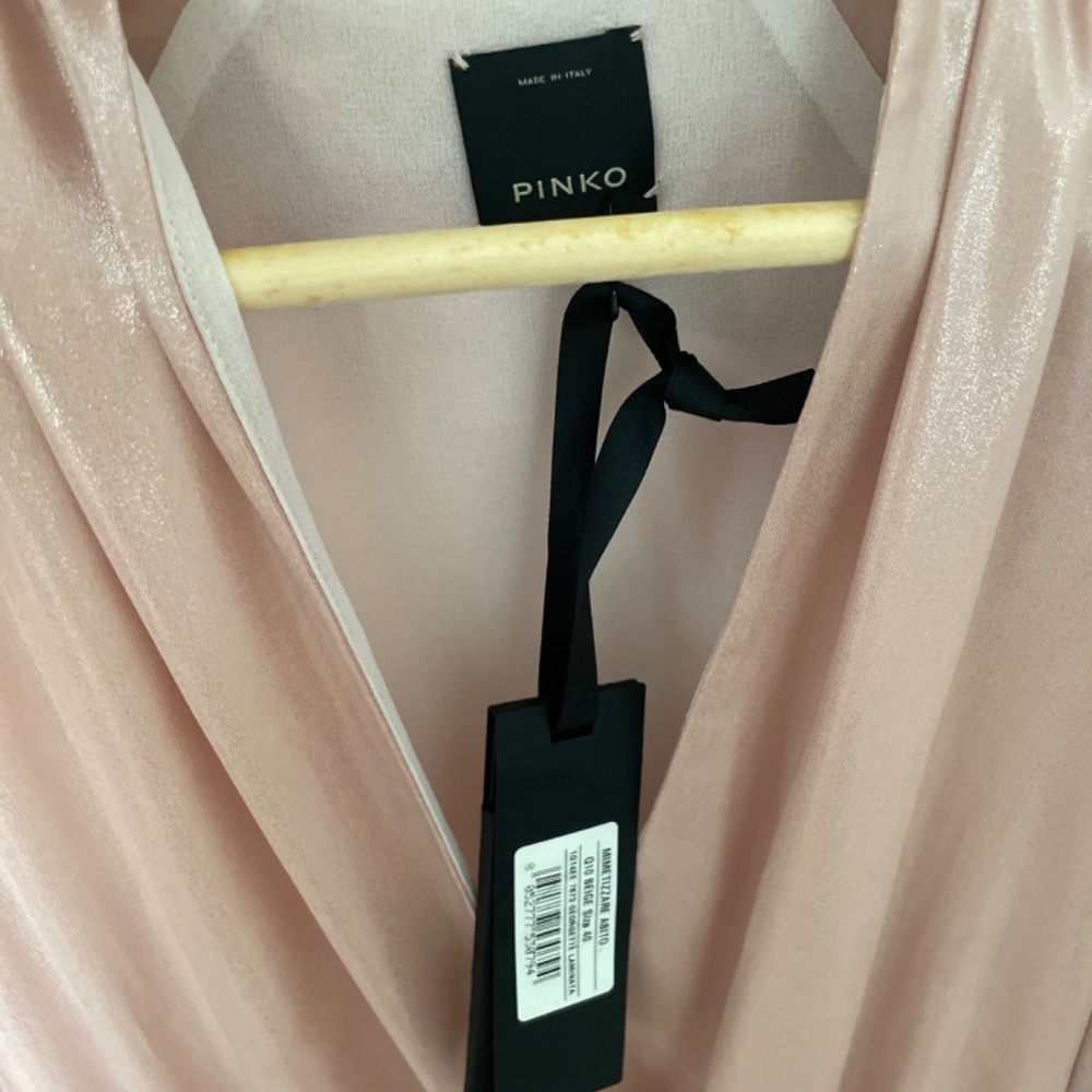 Dress - Picture 6 of 7